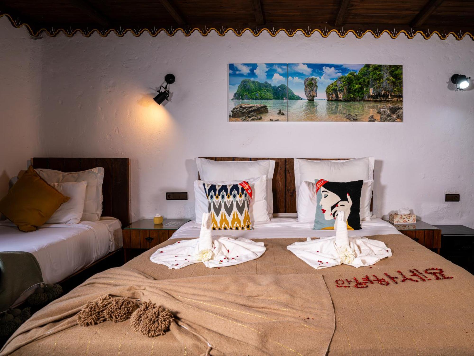 Resort Hotel El Cortijo & Spa 舍夫沙万 外观 照片