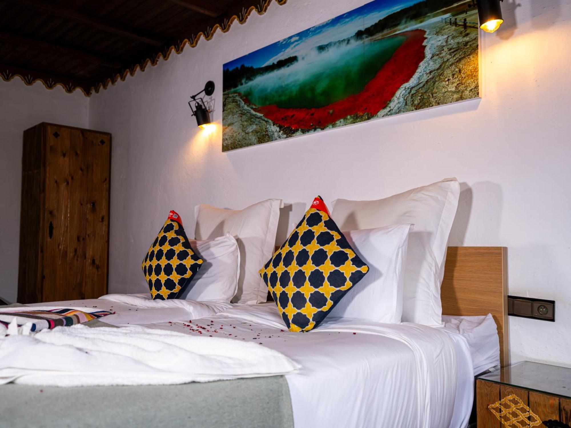 Resort Hotel El Cortijo & Spa 舍夫沙万 外观 照片